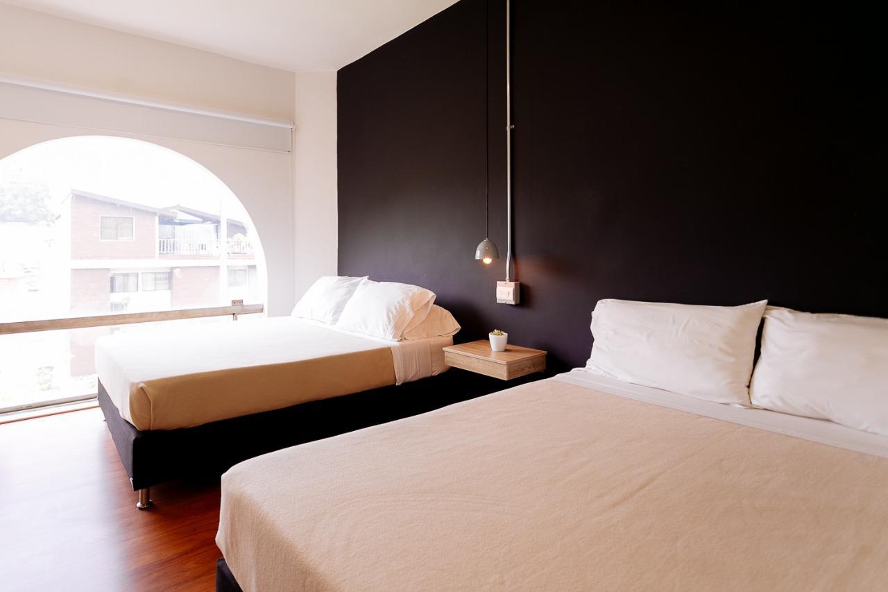 Two Br Apartment Lleras Меделин Екстериор снимка